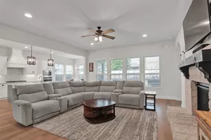 781 Elm Park Dr, Prosper, TX 75078 - Photo 2