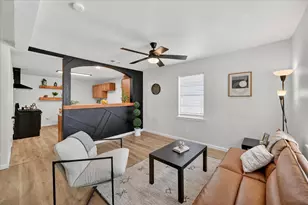 1830 San Antonio St, Grand Prairie, TX 75051 - Photo 6