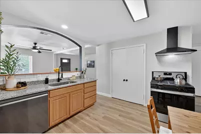 1830 San Antonio Street, Grand Prairie, TX 75051 - Photo 10