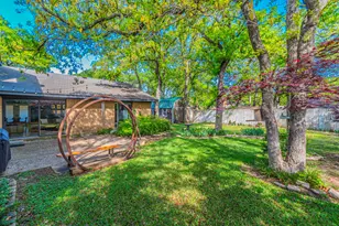 105 Guinevere Dr, Weatherford, TX 76086 - Photo 24