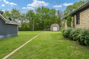 1004 E Franklin St, Hillsboro, TX 76645 - Photo 28