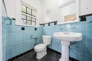 1004 E Franklin St, Hillsboro, TX 76645 - Photo 18