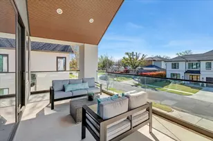 3753 Bolivar Dr, Dallas, TX 75220 - Photo 36