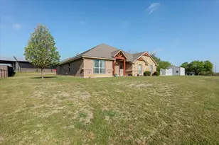 140 Pine Rd, Poolville, TX 76487 - Photo 26