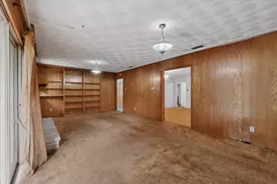 9229 Bentham Ct, Dallas, TX 75227 - Photo 4