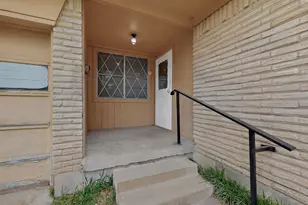 9229 Bentham Ct, Dallas, TX 75227 - Photo 2