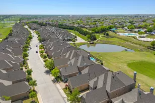 725 Royal Minister Blvd, Lewisville, TX 75056 - Photo 34