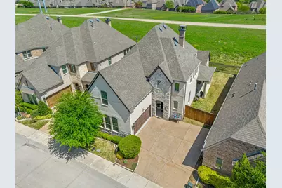 725 Royal Minister Boulevard, Lewisville, TX 75056 - Photo 26