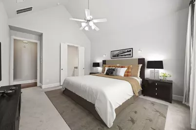 725 Royal Minister Boulevard, Lewisville, TX 75056 - Photo 18