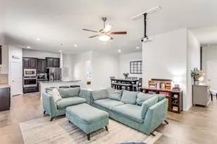 7817 Bella Way, Arlington, TX 76001 - Photo 6