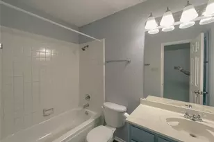 10216 Pack Saddle Ct, Fort Worth, TX 76108 - Photo 12