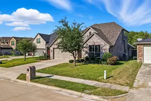 533 Longshore Dr, Little Elm, TX 75068 - Photo 4