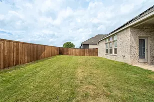 13100 Zion Dr, Providence Village, TX 76227 - Photo 10