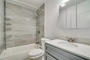 310 Thistle Dr, Garland, TX 75043 - Photo 2