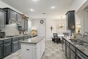 1195 Dodgeton Dr, Frisco, TX 75033 - Photo 10