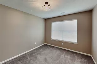 1313 Red Maple Dr, Carrollton, TX 75007 - Photo 12