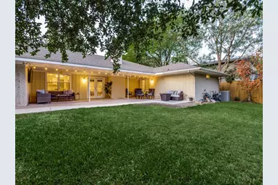 3824 Waldorf Circle, Dallas, TX 75229 - Photo 2