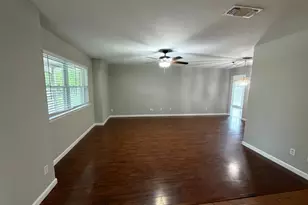 411 E Alexander Ln, Euless, TX 76040 - Photo 2