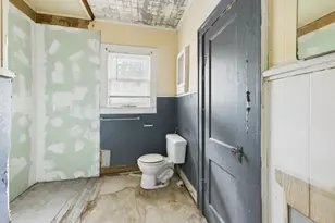 224 S Pinkerton St, Athens, TX 75751 - Photo 14