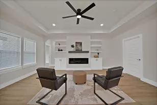 905 N Trinity St, Decatur, TX 76234 - Photo 22