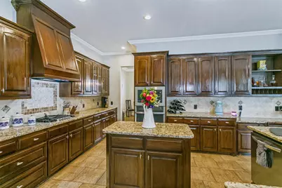 102 Stonehaven Court, McKinney, TX 75072 - Photo 4