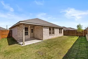 541 Marsh St, Cleburne, TX 76033 - Photo 24