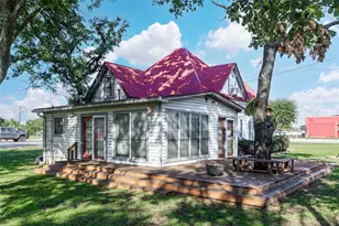 302 N Winkler St, Gorman, TX 76454 - Photo 32