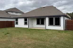 2076 Bobby Ashcraft Dr, Lindale, TX 75771 - Photo 2