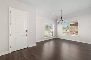 214 Garden Grove Dr, Waxahachie, TX 75165 - Photo 4