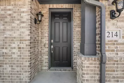 214 Garden Grove Drive, Waxahachie, TX 75165 - Photo 2