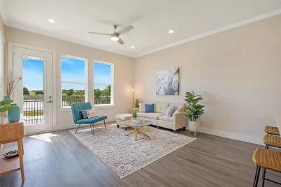 1319 W Main Street #14, Gun Barrel City, TX 75156 - Photo 2