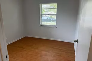 913 Patricia Dr, Sherman, TX 75090 - Photo 12