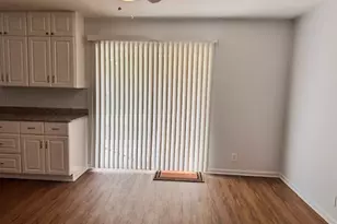 913 Patricia Dr, Sherman, TX 75090 - Photo 10