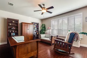 416 Hunt Dr, Lewisville, TX 75067 - Photo 8