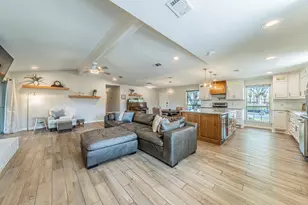 210 Bexar Dr, Highland Village, TX 75077 - Photo 4