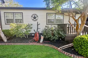 2212 Barlow Ave, Dallas, TX 75224 - Photo 6