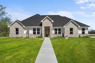 12400 Iris Ct, Fort Worth, TX 76126 - Photo 2