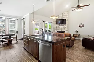 1024 Tex Ln, Springtown, TX 76082 - Photo 14