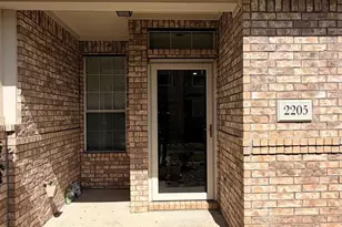 2205 Stoneleigh Pl, McKinney, TX 75071 - Photo 2