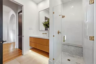 806 Thomasson Dr, Dallas, TX 75208 - Photo 20