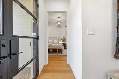 806 Thomasson Drive, Dallas, TX 75208 - Photo 4