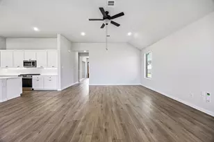 1506 Red Clover Ave, Van Alstyne, TX 75495 - Photo 8