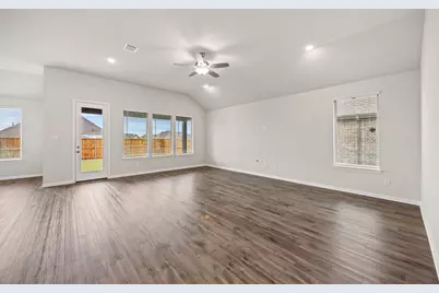 1506 Red Clover Avenue, Van Alstyne, TX 75495 - Photo 6