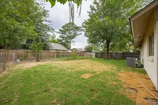 532 Kent Dr, Lewisville, TX 75067 - Photo 22