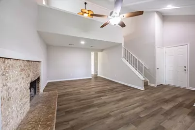 532 Kent Drive, Lewisville, TX 75067 - Photo 4