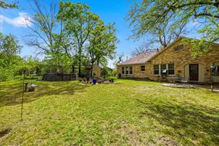 2019 Oneal St, Greenville, TX 75401 - Photo 20