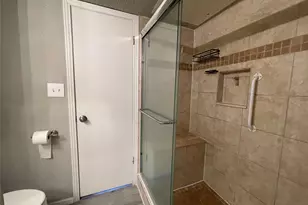 602 Bellaire Dr, Hurst, TX 76053 - Photo 16