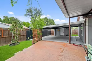 1813 Cripple Creek Dr, Garland, TX 75041 - Photo 32