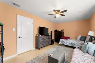 1813 Cripple Creek Dr, Garland, TX 75041 - Photo 20