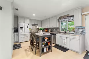 1813 Cripple Creek Dr, Garland, TX 75041 - Photo 26